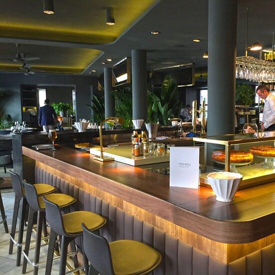 De Primera Resto Pub